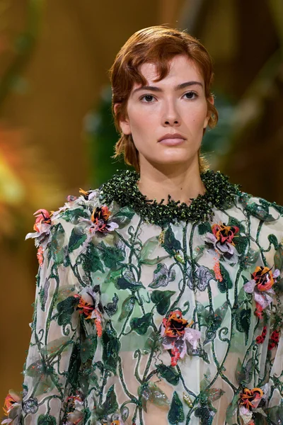 Look 6